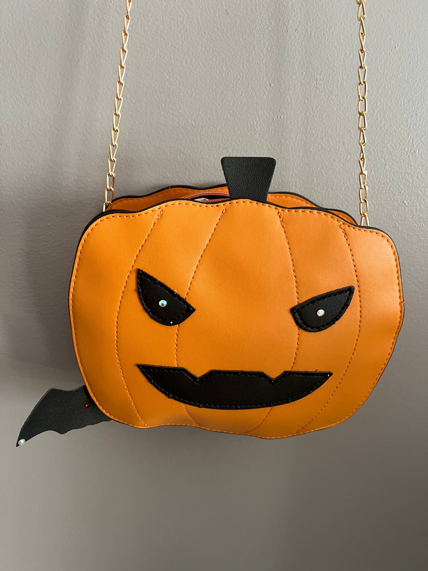 Pumpkin purse with bat keychain