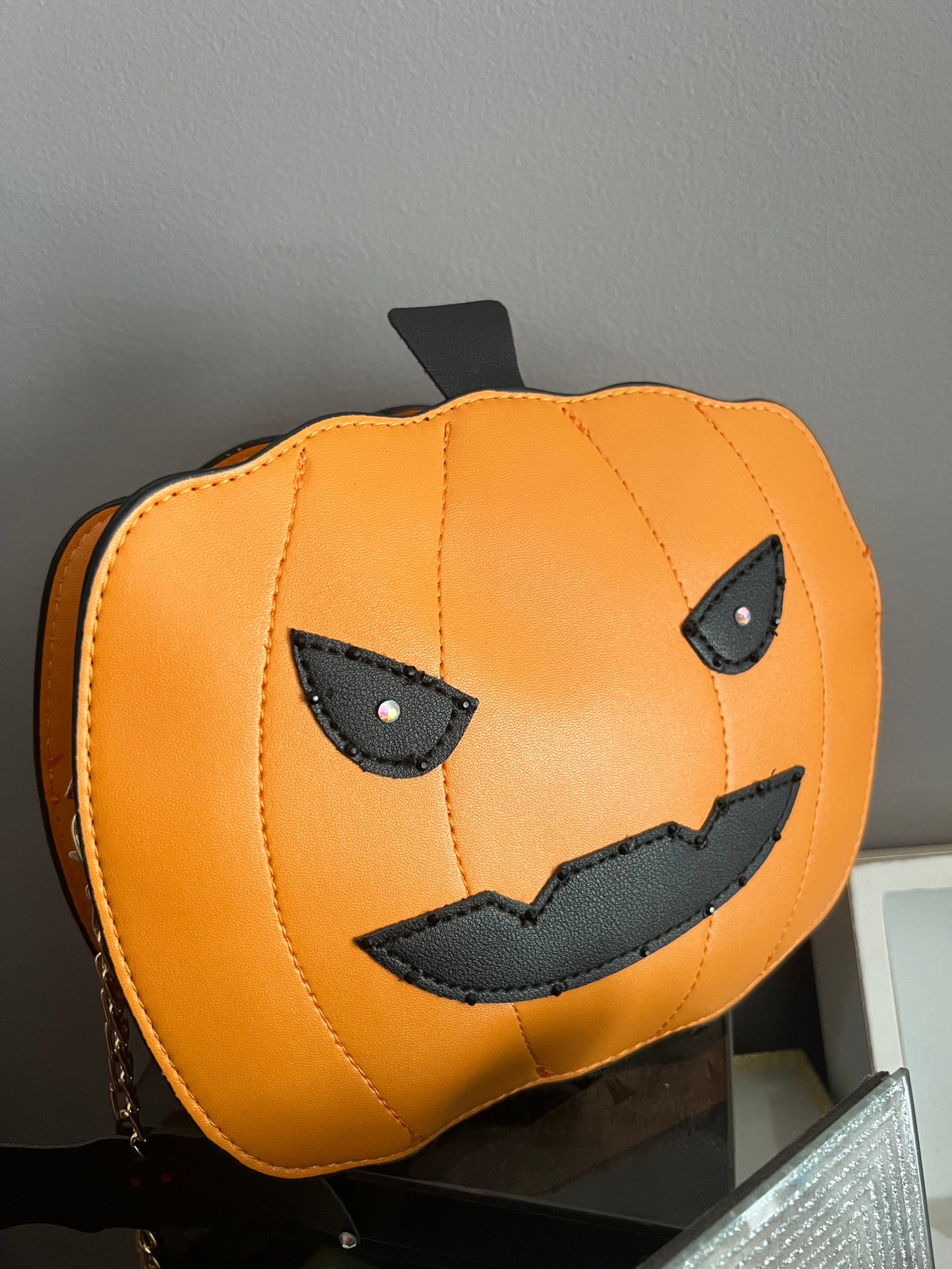 Pumpkin purse with bat keychain